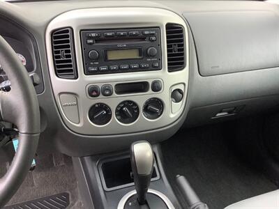 2005 Ford Escape XLT   - Photo 14 - Crest Hill, IL 60403