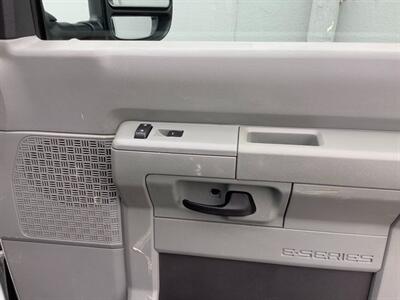 2013 Ford E-250   - Photo 20 - Crest Hill, IL 60403