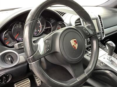 2011 Porsche Cayenne Turbo   - Photo 22 - Crest Hill, IL 60403