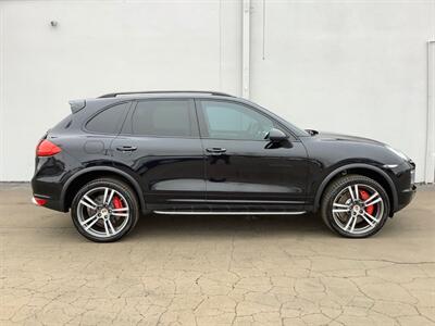 2011 Porsche Cayenne Turbo   - Photo 9 - Crest Hill, IL 60403