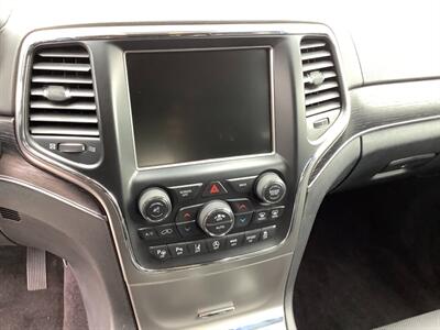2017 Jeep Grand Cherokee Summit - Photo 20 - Crest Hill, IL 60403