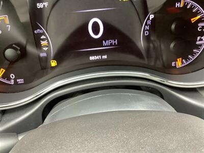 2017 Jeep Grand Cherokee Summit - Photo 33 - Crest Hill, IL 60403