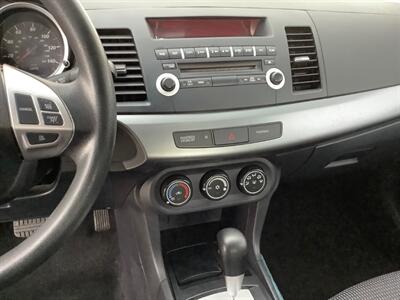 2011 Mitsubishi Lancer ES   - Photo 11 - Crest Hill, IL 60403