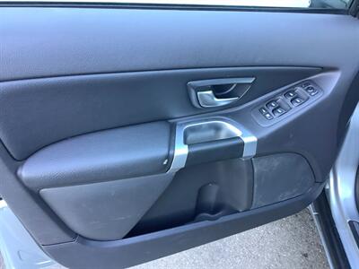 2013 Volvo XC90 3.2 - Photo 18 - Crest Hill, IL 60403