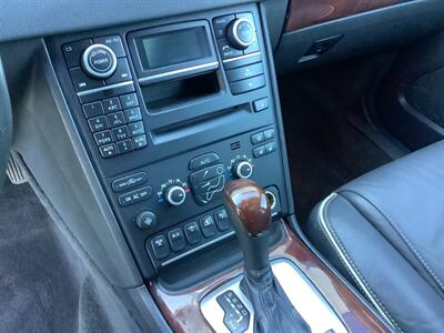 2013 Volvo XC90 3.2 - Photo 22 - Crest Hill, IL 60403