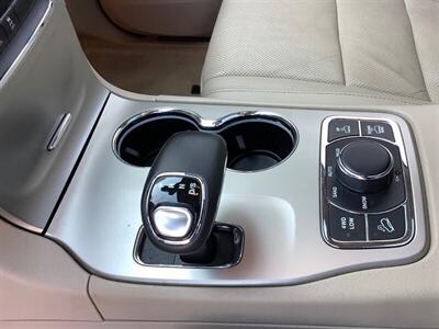 2014 Jeep Grand Cherokee Overland   - Photo 15 - Crest Hill, IL 60403