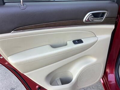 2014 Jeep Grand Cherokee Overland   - Photo 30 - Crest Hill, IL 60403