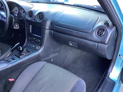 2002 Mazda MX-5 Miata   - Photo 20 - Crest Hill, IL 60403