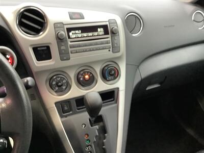 2009 Pontiac Vibe 1.8L - Photo 10 - Crest Hill, IL 60403