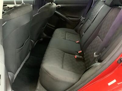 2009 Pontiac Vibe 1.8L - Photo 28 - Crest Hill, IL 60403