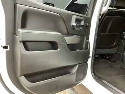 2015 Chevrolet Silverado 2500HD LT - Photo 29 - Crest Hill, IL 60403