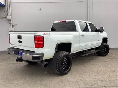 2015 Chevrolet Silverado 2500HD LT - Photo 9 - Crest Hill, IL 60403