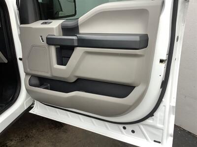 2016 Ford F-150 XLT - Photo 26 - Crest Hill, IL 60403