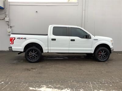 2016 Ford F-150 XLT - Photo 8 - Crest Hill, IL 60403