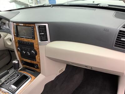 2009 Jeep Grand Cherokee Limited   - Photo 36 - Crest Hill, IL 60403