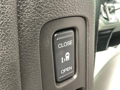 2018 Honda Odyssey EX-L   - Photo 31 - Crest Hill, IL 60403