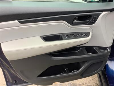 2018 Honda Odyssey EX-L   - Photo 13 - Crest Hill, IL 60403