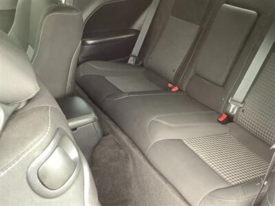 2015 Dodge Challenger SXT - Photo 26 - Crest Hill, IL 60403