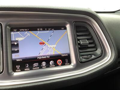 2015 Dodge Challenger SXT - Photo 19 - Crest Hill, IL 60403