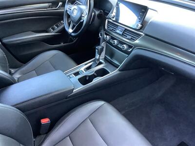 2019 Honda Accord Sport   - Photo 34 - Crest Hill, IL 60403
