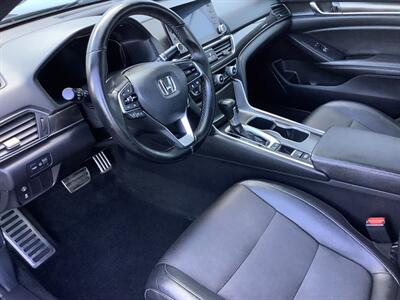 2019 Honda Accord Sport   - Photo 17 - Crest Hill, IL 60403