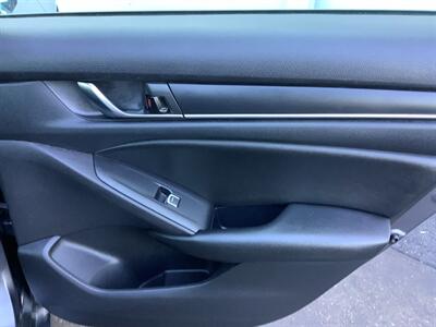 2019 Honda Accord Sport   - Photo 29 - Crest Hill, IL 60403