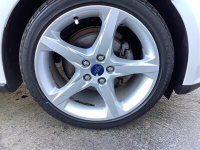 2014 Ford Focus Titanium   - Photo 14 - Crest Hill, IL 60403