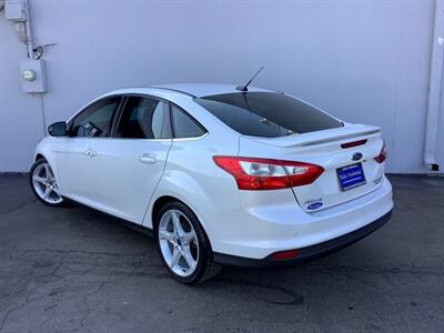 2014 Ford Focus Titanium   - Photo 4 - Crest Hill, IL 60403