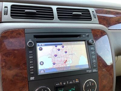 2013 Chevrolet Suburban LTZ 1500 - Photo 20 - Crest Hill, IL 60403