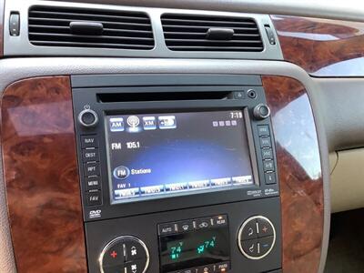 2013 Chevrolet Suburban LTZ 1500 - Photo 21 - Crest Hill, IL 60403