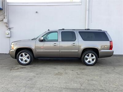 2013 Chevrolet Suburban LTZ 1500 - Photo 3 - Crest Hill, IL 60403