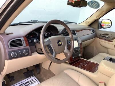 2013 Chevrolet Suburban LTZ 1500 - Photo 18 - Crest Hill, IL 60403
