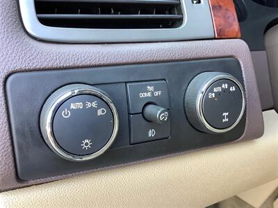 2013 Chevrolet Suburban LTZ 1500 - Photo 24 - Crest Hill, IL 60403