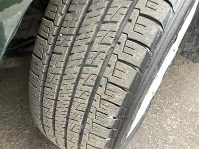 2011 Toyota Camry LE   - Photo 37 - Crest Hill, IL 60403