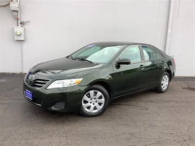 2011 Toyota Camry LE   - Photo 2 - Crest Hill, IL 60403