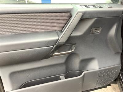 2010 Nissan Titan SE   - Photo 10 - Crest Hill, IL 60403