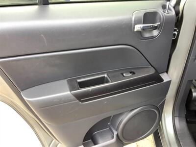 2012 Jeep Patriot Sport   - Photo 19 - Crest Hill, IL 60403