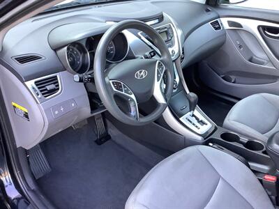 2012 Hyundai ELANTRA GLS   - Photo 13 - Crest Hill, IL 60403