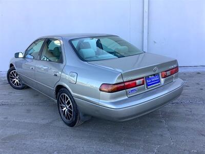1997 Toyota Camry LE V6 - Photo 4 - Crest Hill, IL 60403