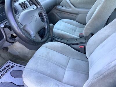 1997 Toyota Camry LE V6 - Photo 11 - Crest Hill, IL 60403
