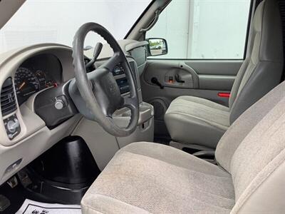 2004 Chevrolet Astro - Photo 15 - Crest Hill, IL 60403