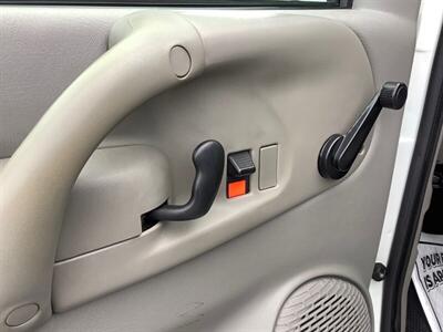 2004 Chevrolet Astro   - Photo 16 - Crest Hill, IL 60403