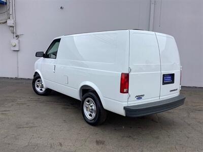 2004 Chevrolet Astro - Photo 4 - Crest Hill, IL 60403