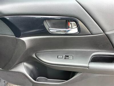 2015 Honda Accord Sport - Photo 30 - Crest Hill, IL 60403