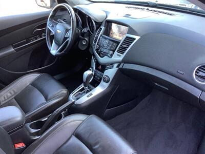 2014 Chevrolet Cruze 2LT Auto   - Photo 43 - Crest Hill, IL 60403