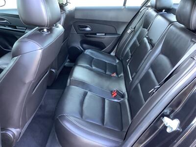 2014 Chevrolet Cruze 2LT Auto   - Photo 19 - Crest Hill, IL 60403