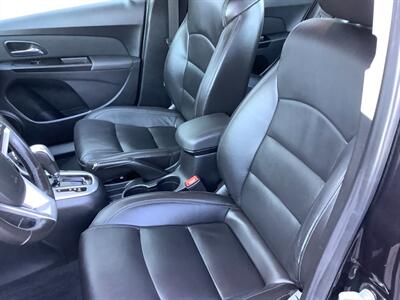 2014 Chevrolet Cruze 2LT Auto   - Photo 39 - Crest Hill, IL 60403