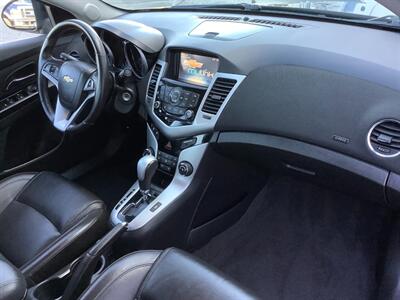 2014 Chevrolet Cruze 2LT Auto   - Photo 24 - Crest Hill, IL 60403