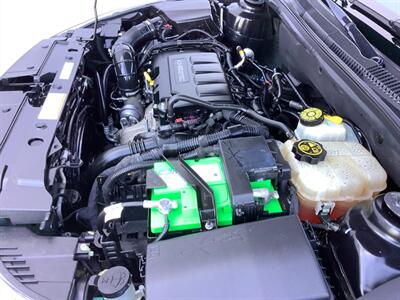 2014 Chevrolet Cruze 2LT Auto   - Photo 34 - Crest Hill, IL 60403