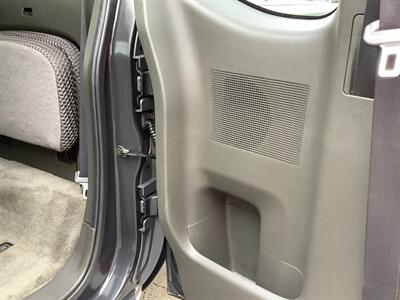 2012 Nissan Frontier SV   - Photo 19 - Crest Hill, IL 60403